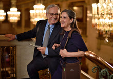 Load image into Gallery viewer, Philips Respironics SimplyGo Mini Portable Oxygen Concentrator